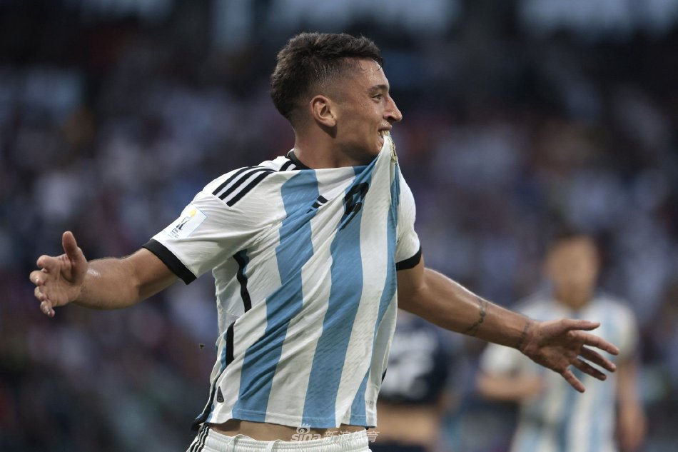 从教练佩莱 从教练佩莱